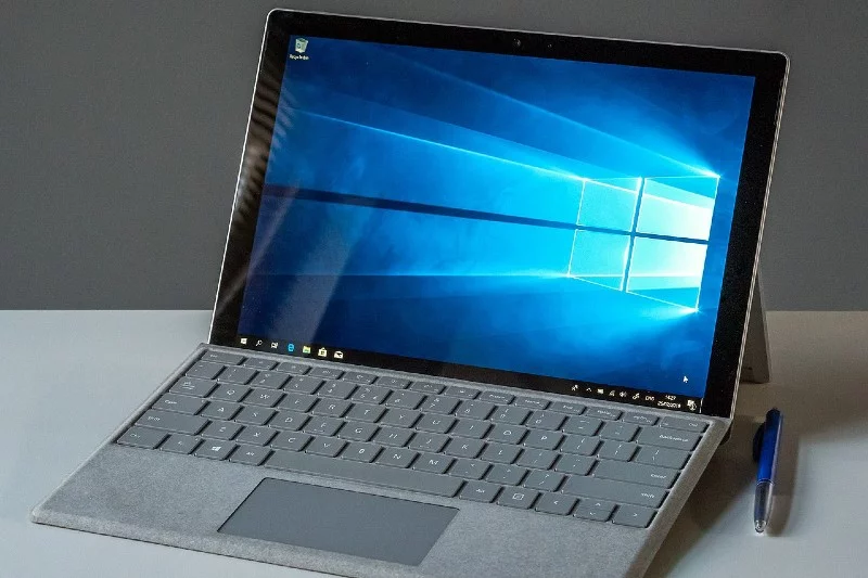 Z dnia na dzień wielu pracodawców stanęło przed tym niemałym wyzwaniem – pilną koniecznością przestawienia systemu pracy na model home office. Pomogą w tym komputery Microsoft Surface