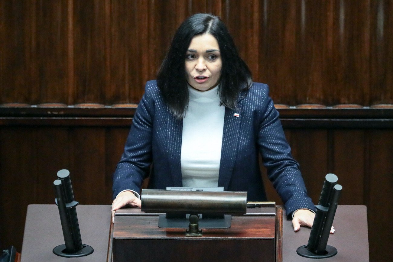 Posłanka Magdalena Sroka, rzeczniczka i wiceprezeska Porozumienia Jarosława Gowina. Posłanka Magdalena Sroka, rzeczniczka i wiceprezeska Porozumienia Jarosława Gowina.