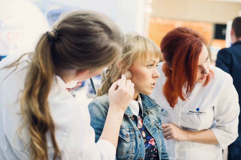 Podczas eventu Beauty City w warszawskiej Arkadii specjaliści Drogerii Super-Pharm odpowiedzą na wszystkie pytania dotyczące makijażu i pielęgnacji.