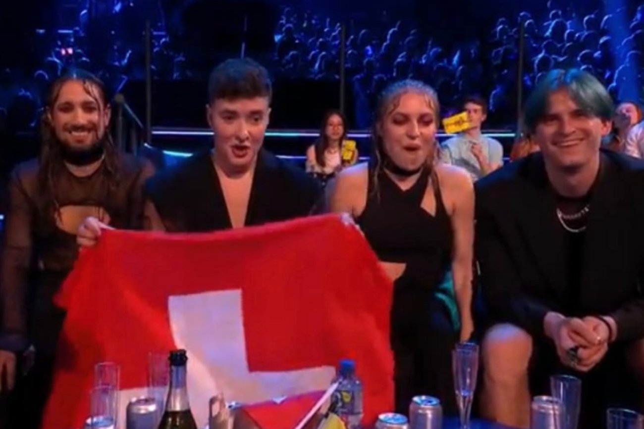Tribbs na Eurowizji wspierał Szwajcarię Tribbs (pierwszy z prawej) na Eurowizji wspierał Szwajcarię. Dlaczego nie Blankę?