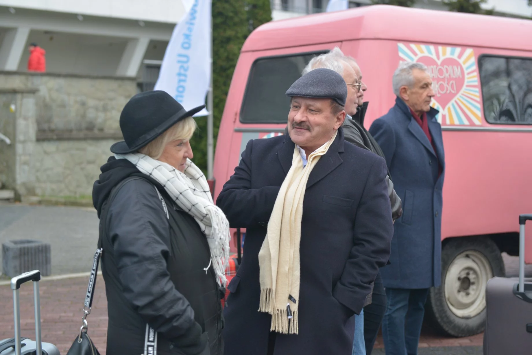 "Sanatorium miłości" to nowy program reality-show TVP, w którym bohaterami są samotni seniorzy