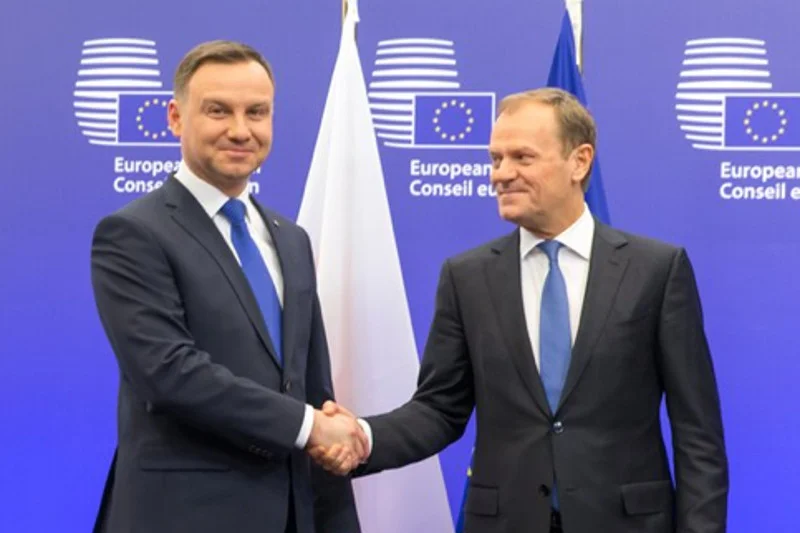 Donald Tusk na wspólnej konferencji prasowej z Andrzejem Dudą.