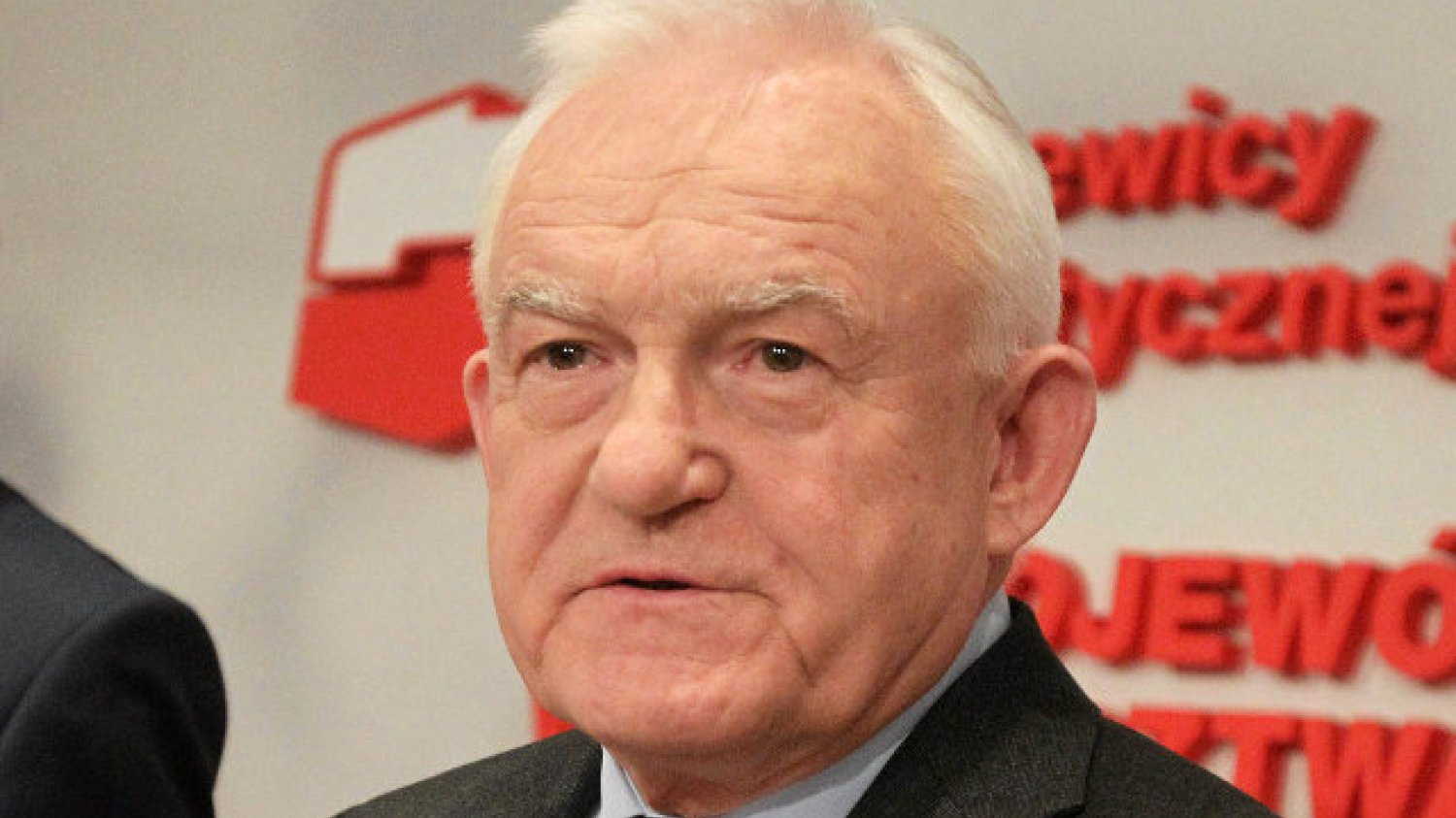 Leszek Miler alarmuje: na Ukrainie wzmaga się fala nacjonalizmu.