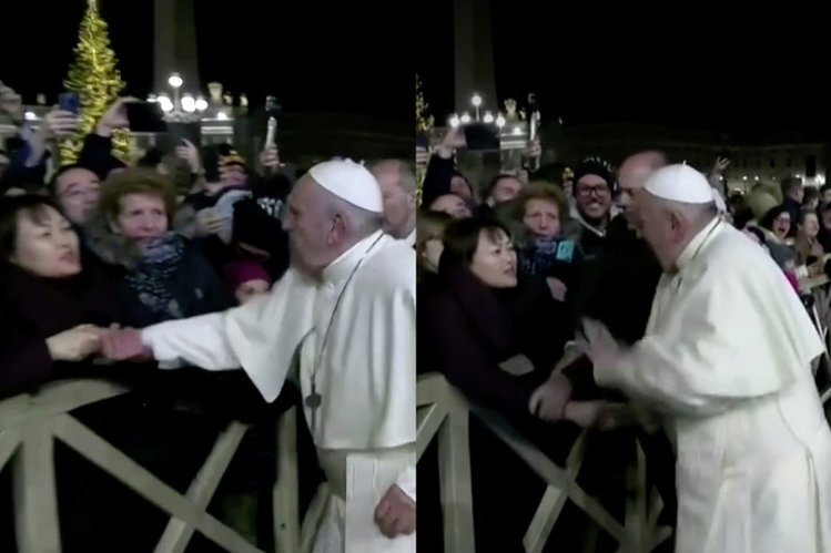 Papież Franciszek uderzył w dłoń katoliczkę, która wykręciła mu rękę.