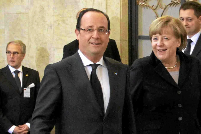 Angela Merkel i Francois Hollande polecieli do Kijowa, by porozmawiać z prezydentem Ukrainy Petro Poroszenką.