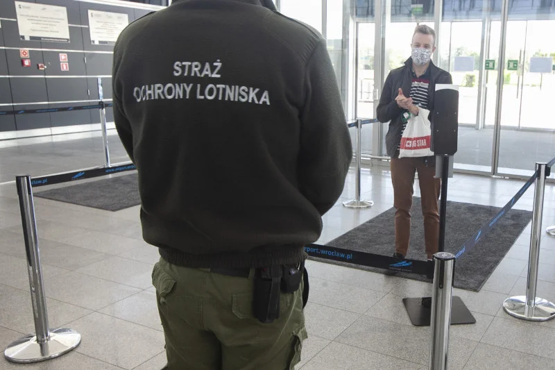 Ze zmianami dotyczącymi latania samolotami zetkniemy się już w domu.