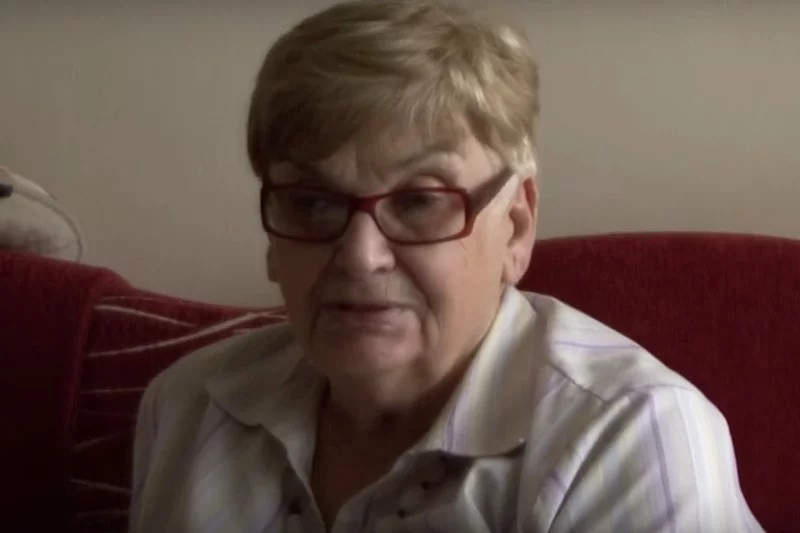 Henryka Flisykowska-Kledzik, przewodnicząca Koła Rodzin b. Pracowników Poczty Polskiej w Wolnym Mieście Gdańsku.