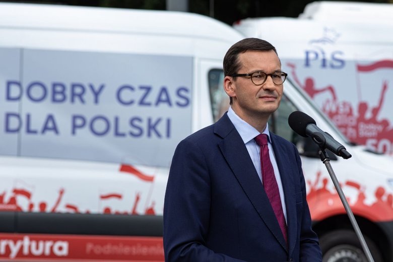 Mateuesz Mooawiecki nakazał wykreślić z porządku obrad Sejmu dyskusję nad senackim projektem ustawy dotyczącej emerytury dla ponad 40 tysięcy kobiet.