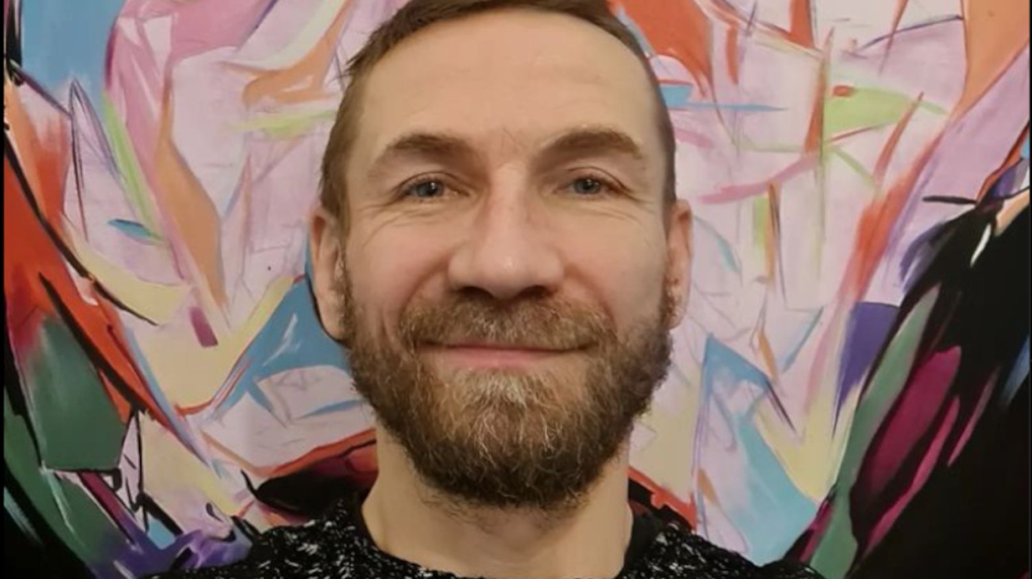 Przemysław Kossakowski zniknął z show-biznesu.