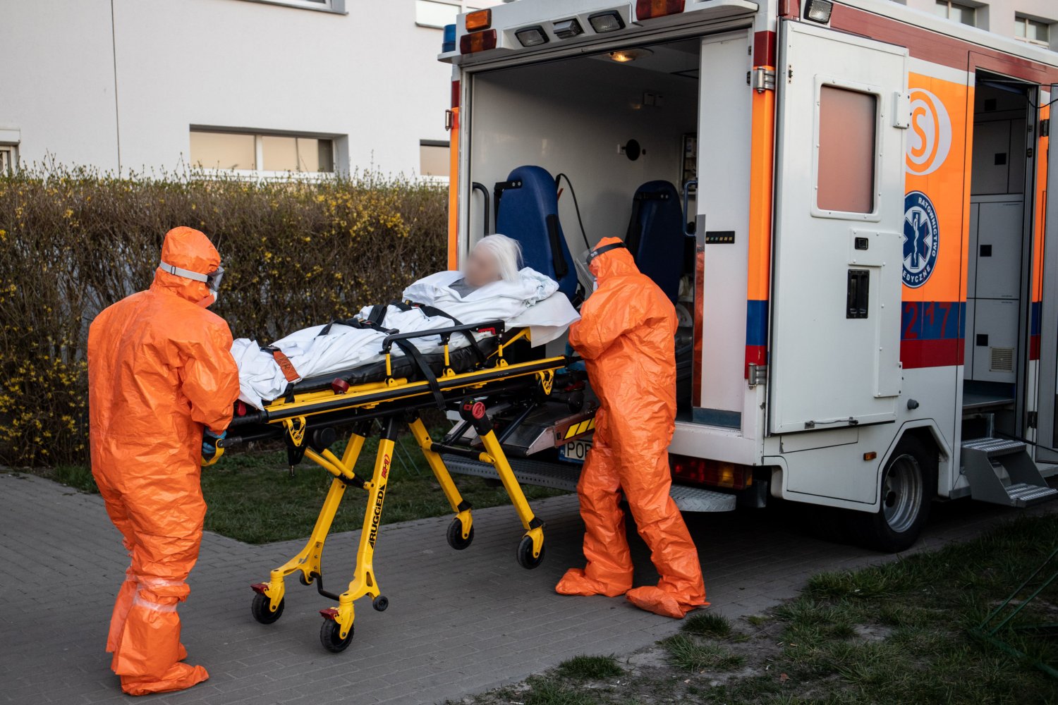 Już ponad 5,5 tysiąca Polaków zakaziło się koronawirusem