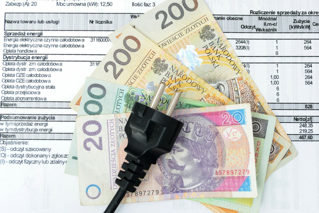 PiS dopłaci najuboższym do prądu w 2022 roku.