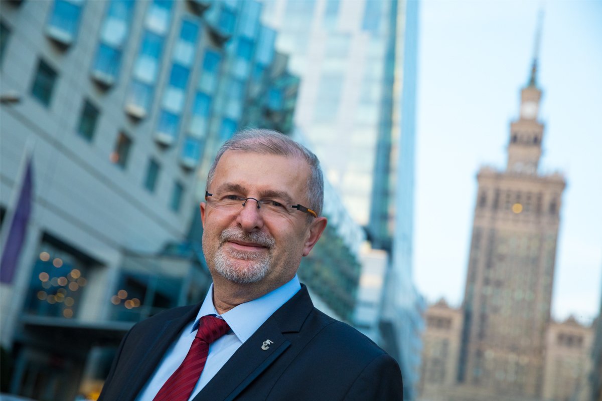 Sławomir Antonik jako kandydat niezależny chce skończyć z partyjniactwem w Warszawie.