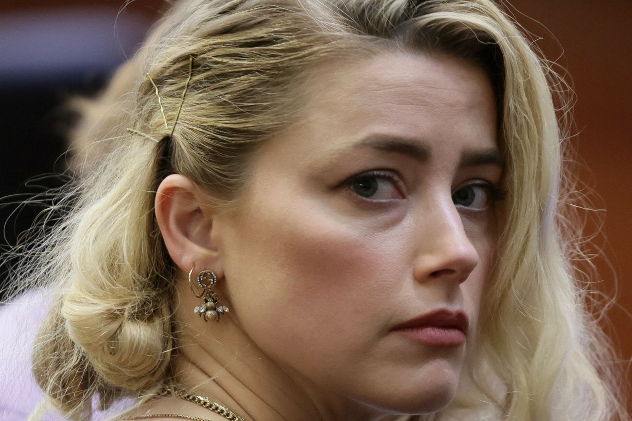 Amber Heard poszła na ugodę z Johnnym Deppem.