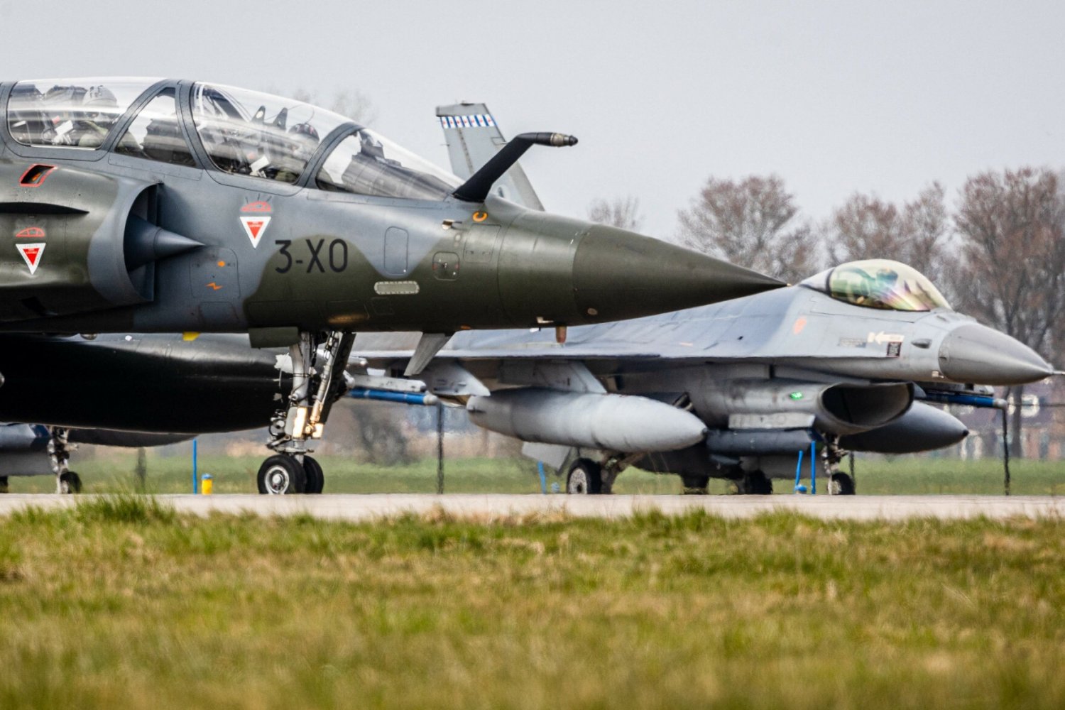 NATO ostrzega Rosję przed użyciem broni jądrowej.