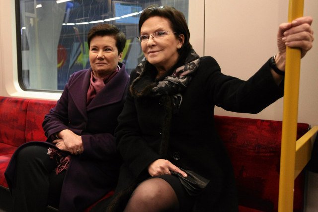 W przedwyborczy piątek Ewa Kopacz odwiedziła II linię metra, gdzie zachwalała umiejętności Hanny Gronkiewicz-Waltz