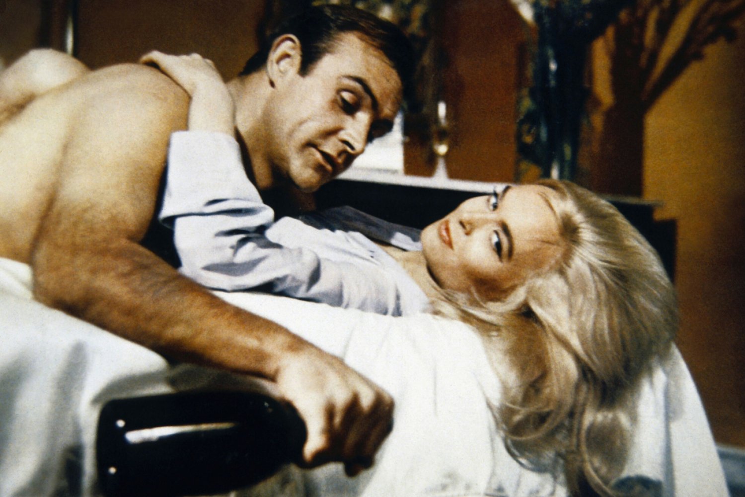 Reżyser "Nie czas umierać" nazwał Jamesa Bonda Seana Connery'ego gwałcicielem.