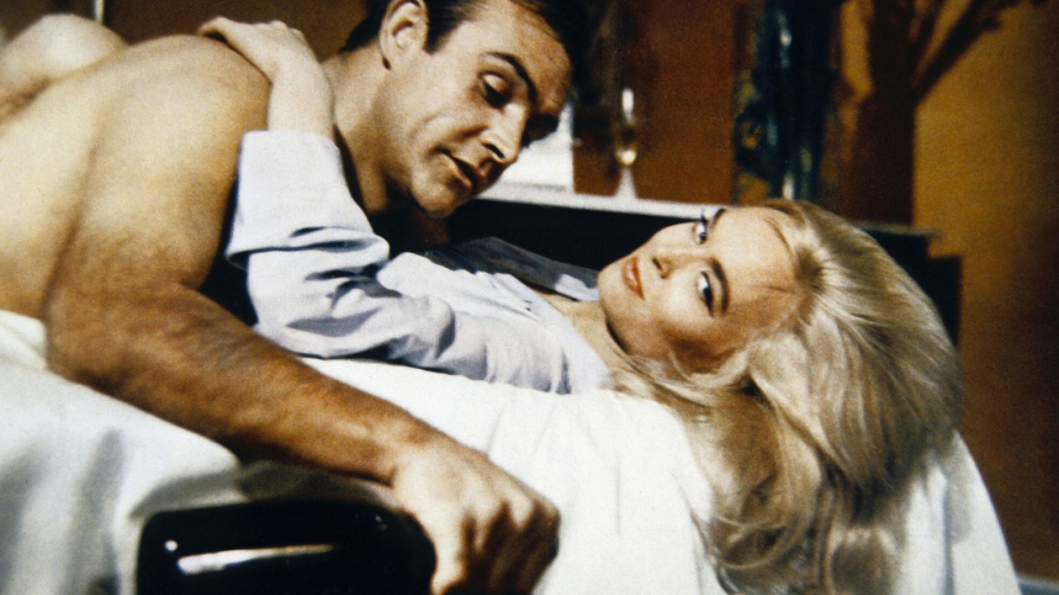 Reżyser "Nie czas umierać" nazwał Jamesa Bonda Seana Connery'ego gwałcicielem.