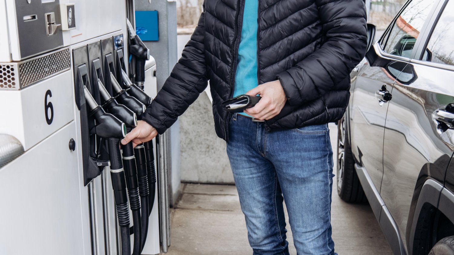 Ceny benzyny i oleju napędowego (diesla) w czwartek 9 kwietnia. Są nowe limity Maksymalne ceny paliw na jutro, 9 kwietnia. Ile za benzynę i olej napędowy?