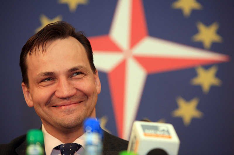 Szanse Radosława Sikorskiego na zostanie szefem unijnej dyplomacji są oceniane bardzo wysoko.