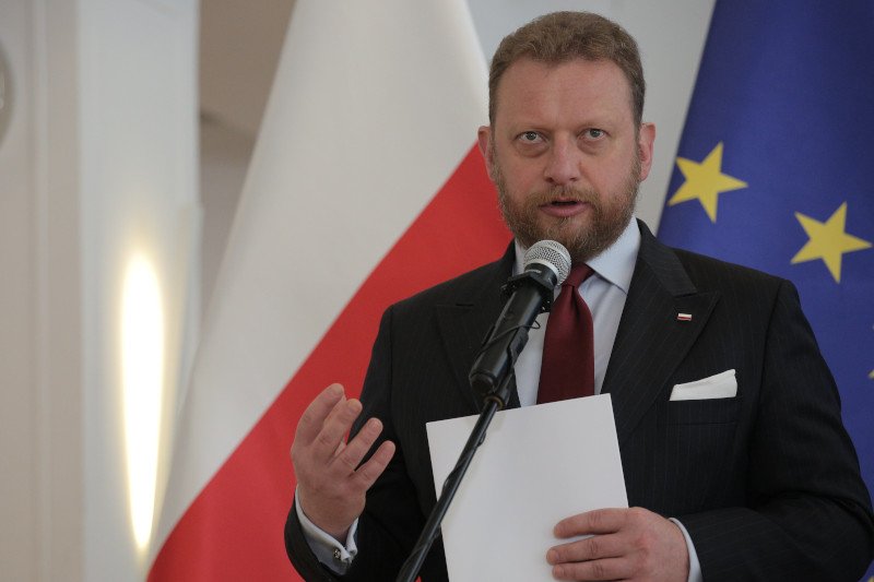 Ministerstwo Zdrowia mogło kupić respiratory od producentów, ale wybrało pośrednika z Lublina.