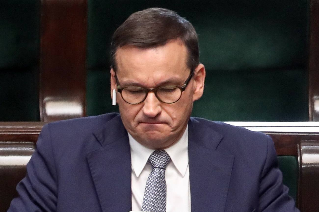 W nowym sondażu zbadano, jak Polacy oceniają słowa Mateusza Morawieckiego o III wojnie światowej. Wyniki nie są dla premiera przyjemne. W nowym sondażu zbadano, jak Polacy oceniają słowa Mateusza Morawieckiego o III wojnie światowej. Wyniki nie są dla premiera przyjemne.