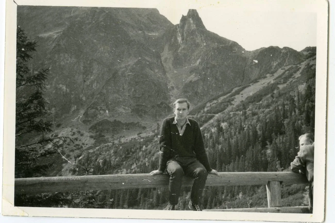 "Kurczab, szpej, szpada i tajemnice". Recenzja biografii Janusza Kurczaba