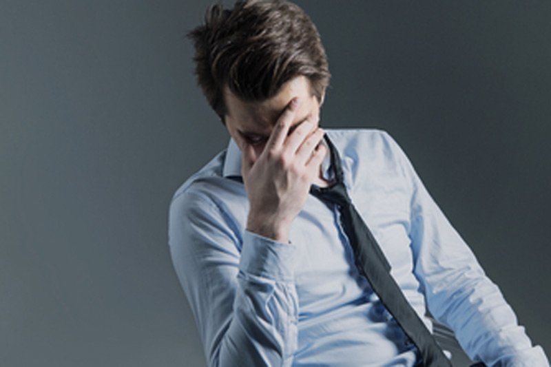 To mężczyzn na wzmiankę o seksie coraz częściej "boli głowa".