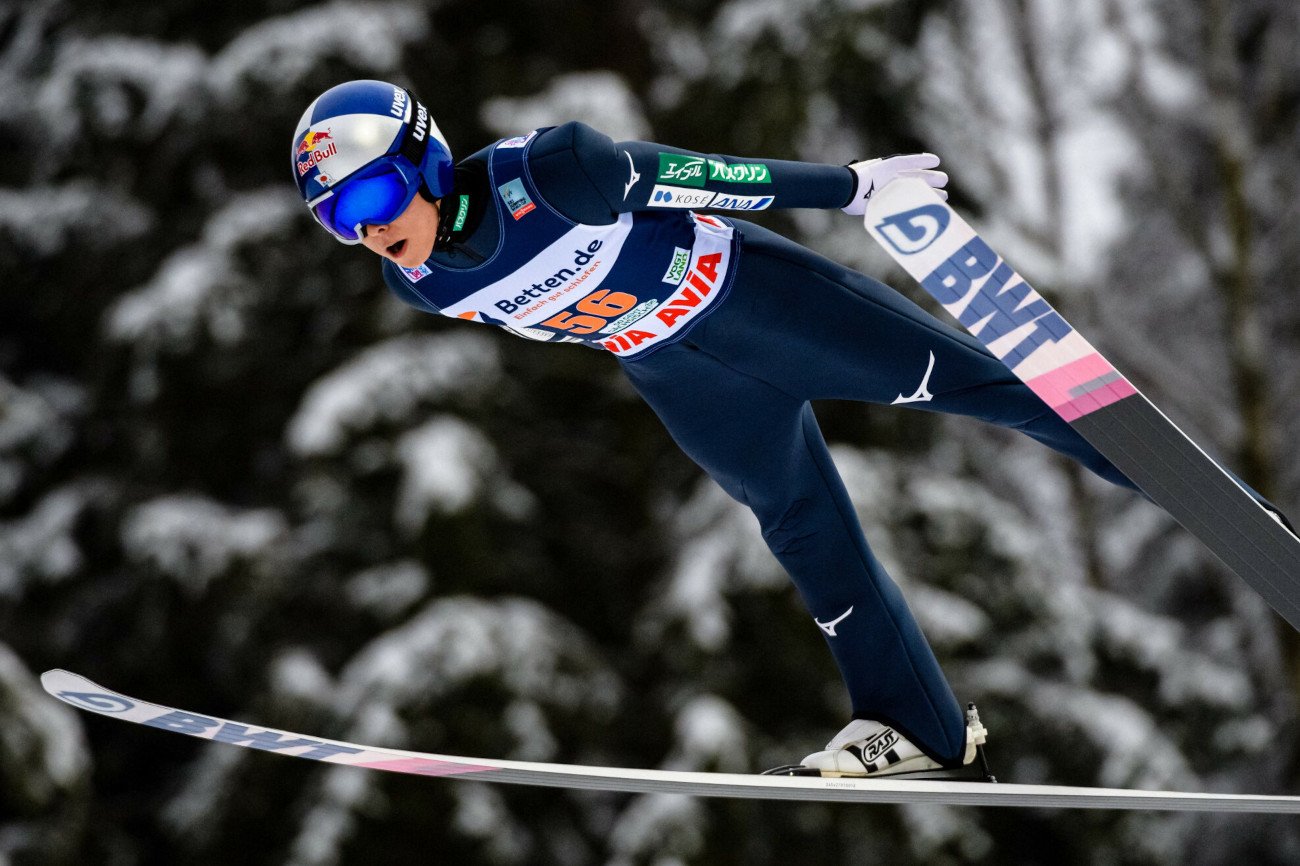 Ryoyu Kobayashi zwyciężył w niedzielnym konkursie Pucharu Świata w niemieckim Klingenthal.
