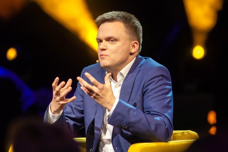 Szymon Hołownia otwarcie przyznaje, że na razie nie ma żadnego programu wyborczego. Ten tworzyć będzie dopiero w trakcie spotkań z wyborcami.