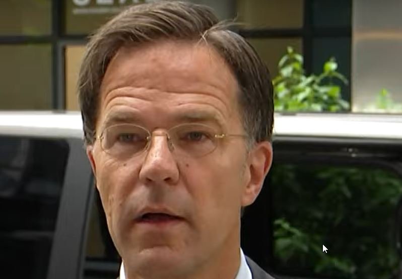 Rutte o swoim pomyśle mówił podczas obrad holenderskiego parlamentu. Premier Holandii Mark Rutte o nowej UE bez Polski i Węgier.