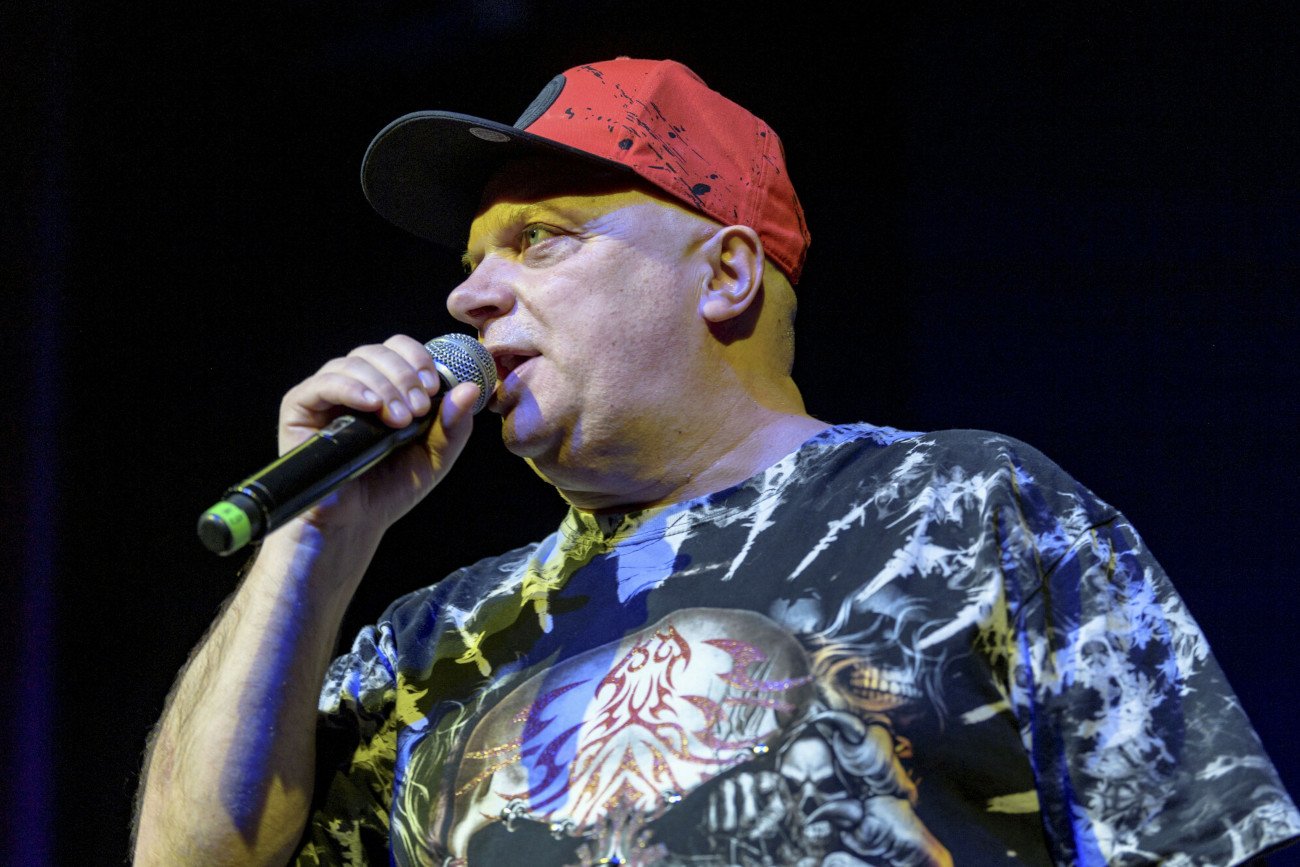 Skiba odchudza się przed ślubem?