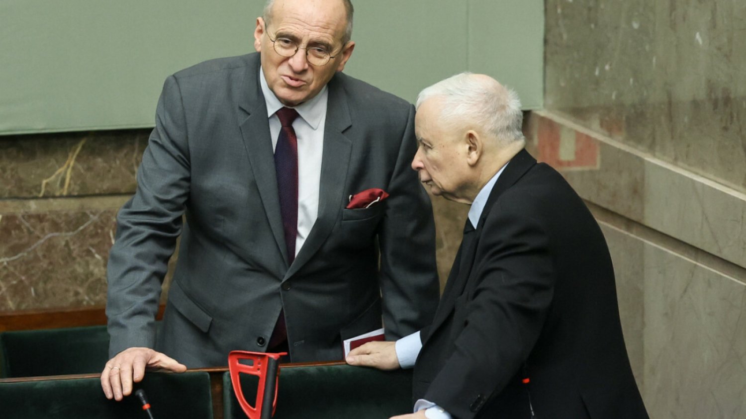 Szef MSZ Zbigniew Rau i prezes PiS Jarosław Kaczyński