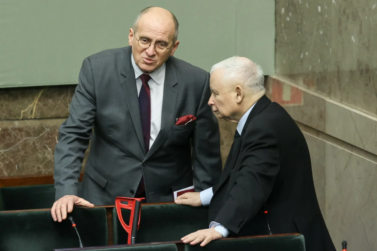 Szef MSZ Zbigniew Rau i prezes PiS Jarosław Kaczyński