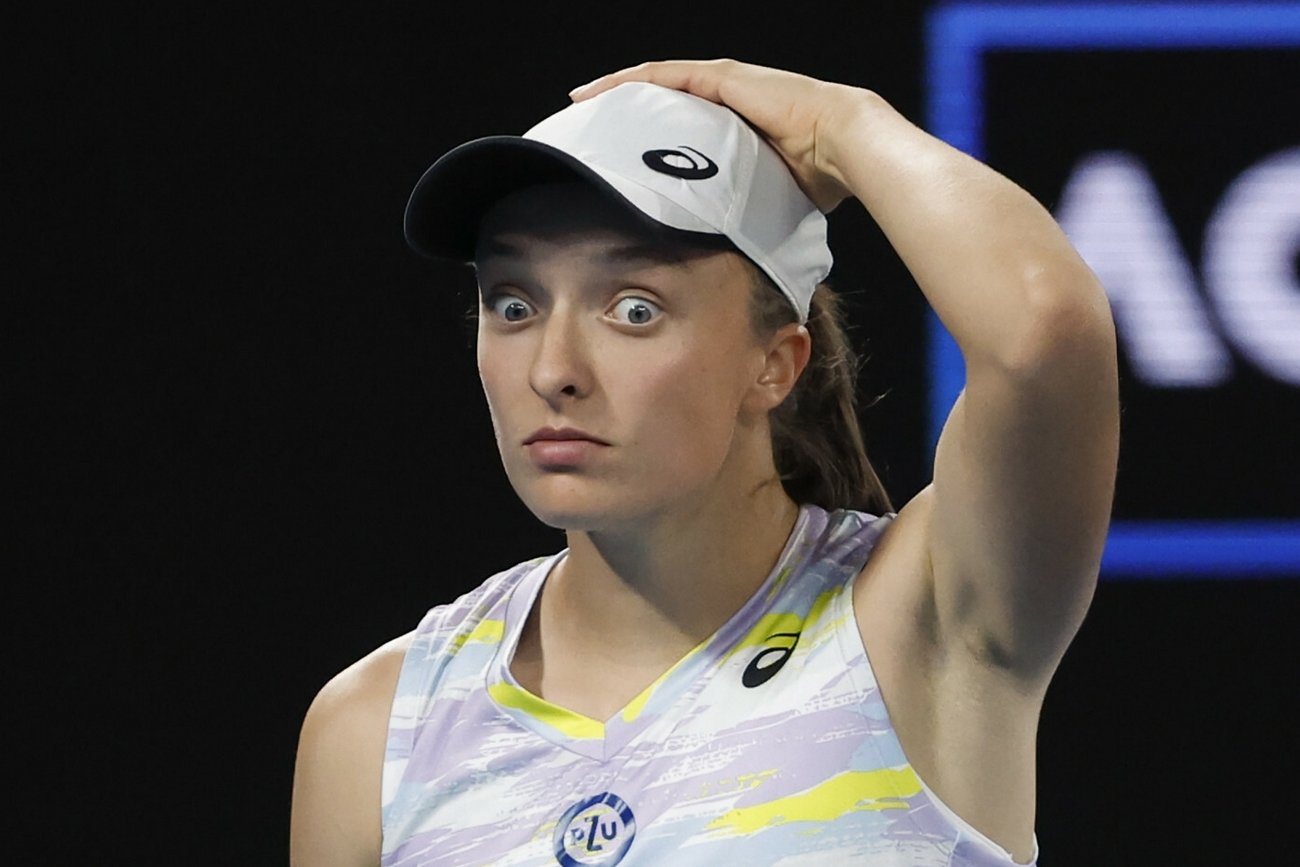 Pisarz Ken Follett pochwalił się, że jego fanką jest Iga Świątek.