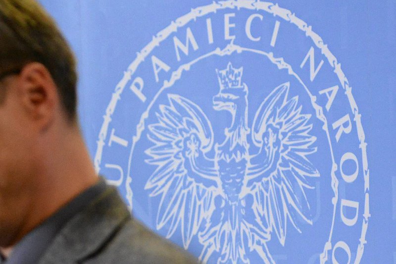 Z informacji ujawnionych przez "Gazetę Wyborczą" wynika, że IPN stał się cennym źródłem wiedzy dla obcych służb, które jak na dłoni mają tam podane ważne dla nich informacje.