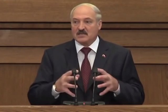 Aleksandr Łukaszenka zagroził, że Białoruś zareaguje, jeśli Rosja nie usunie kontroli celnych