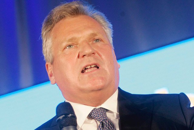 Aleksander Kwaśniewski uważa, że Janusz Korwin-Mikke jest politycznym terrorystą