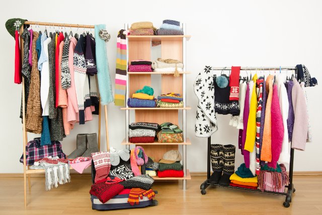 Niszczysz swoje ubrania i nawet o tym nie wiesz. Jak uratować je w porę?