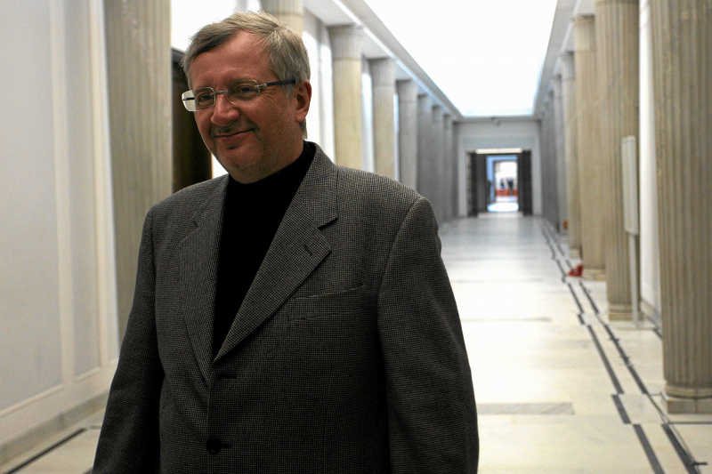 Marek Siwiec broni Aleksandra Kwaśniewskiego.