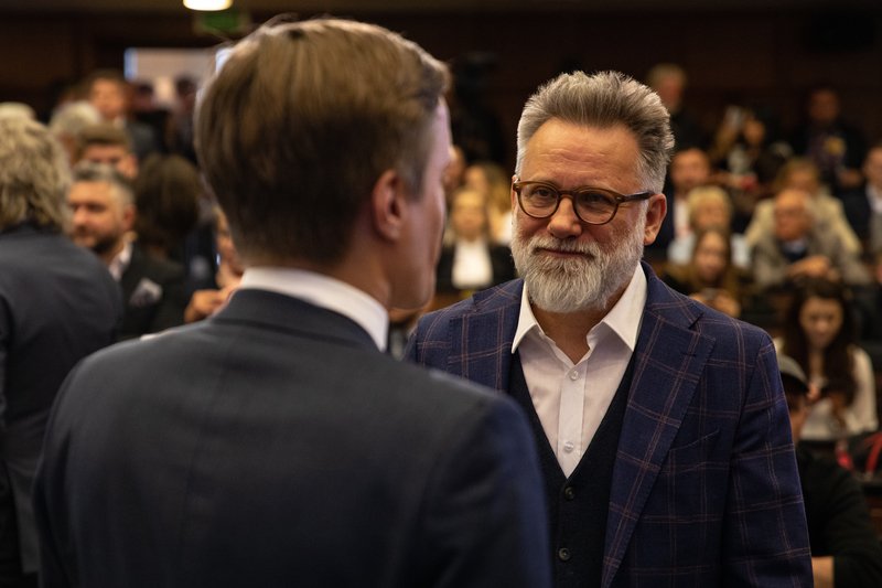 Reżyser Andrzej Saramonowicz w zeszłym roku usłyszał "przepraszam" od władz kościelnych za molestowanie w dzieciństwie. Teraz czeka na otwarcie archiwów.