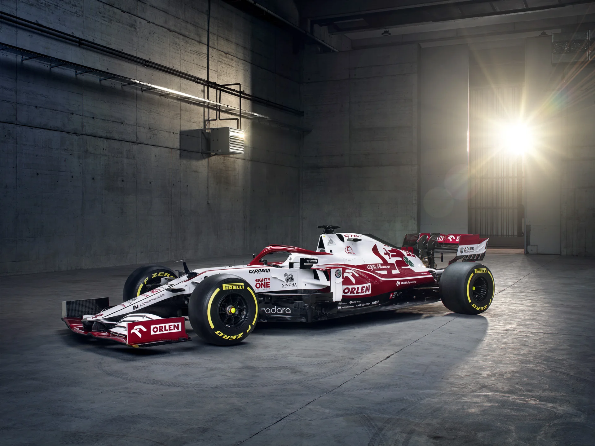 Oto nowy bolid Alfa Romeo Racing Orlen, którym zespół będzie dysponował w sezonie 2021