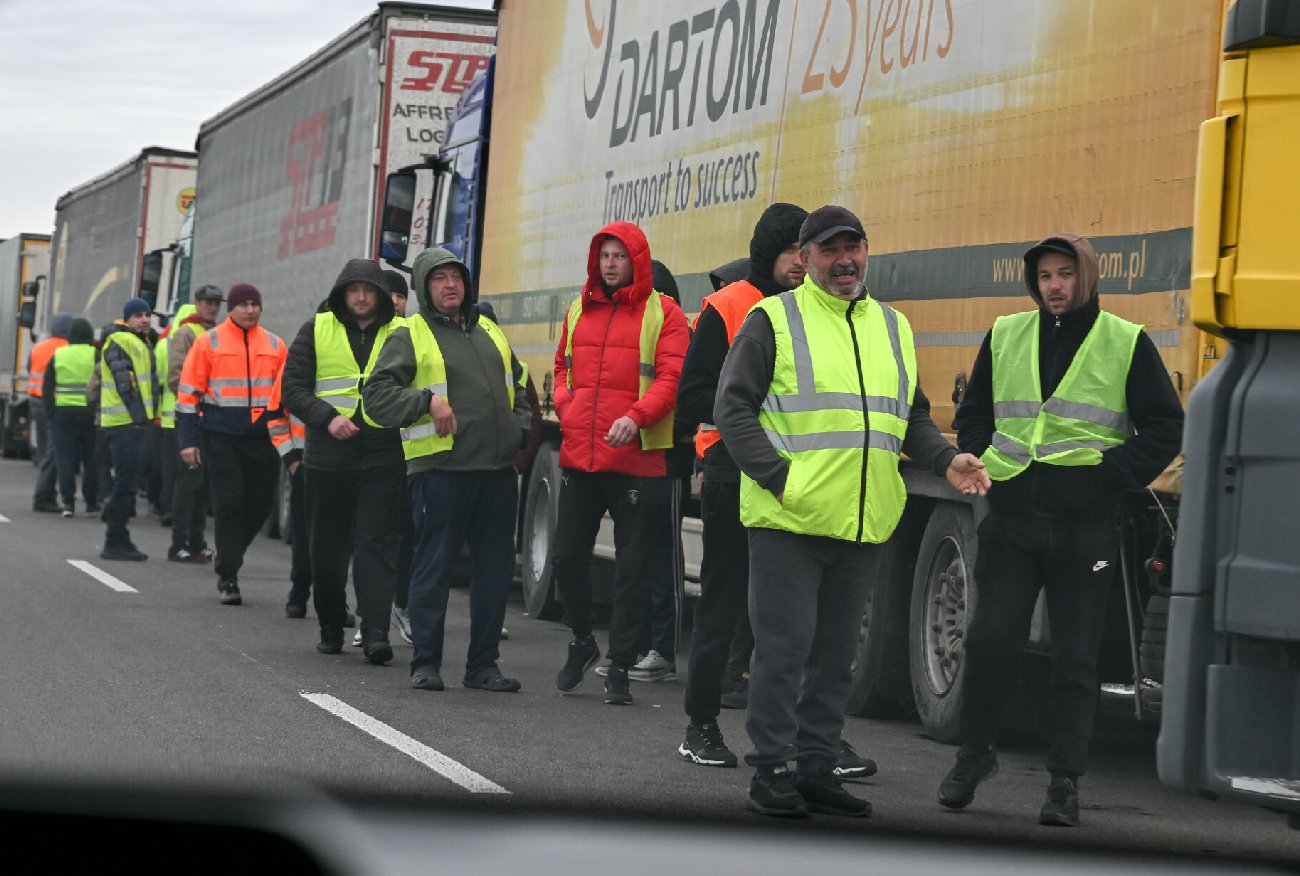 Minister Donalda Tuska rusza na granicę. Spotka się z protestującymi.