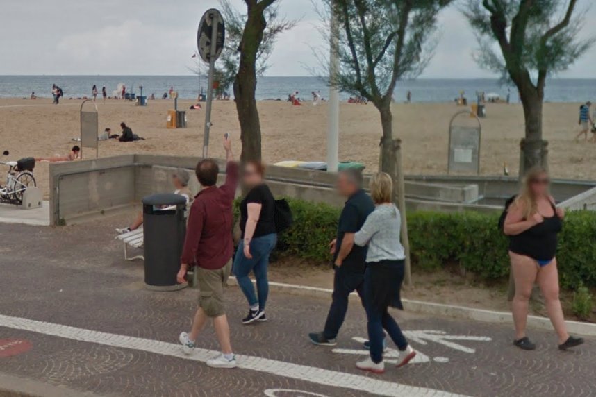 Rimini to popularny kurort nad Adriatykiem. Włoskie miasto słynie z plaż i nocnego życia. Teraz też z jego złego oblicza, zbiorowego gwałtu na Polce.