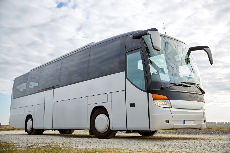 Kierowca nie wpuścił podróżnego do autokaru z powodu jego koloru skóry, który skojarzył mu się z terroryzmem (zdj. poglądowe).