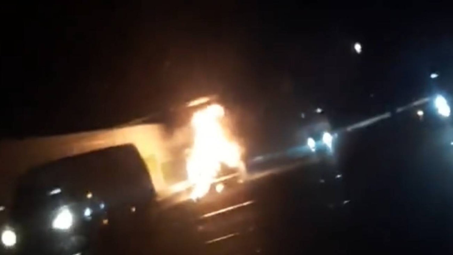 W wypadku na autostradzie A1 zderzyły się auta marki kia i bmw.