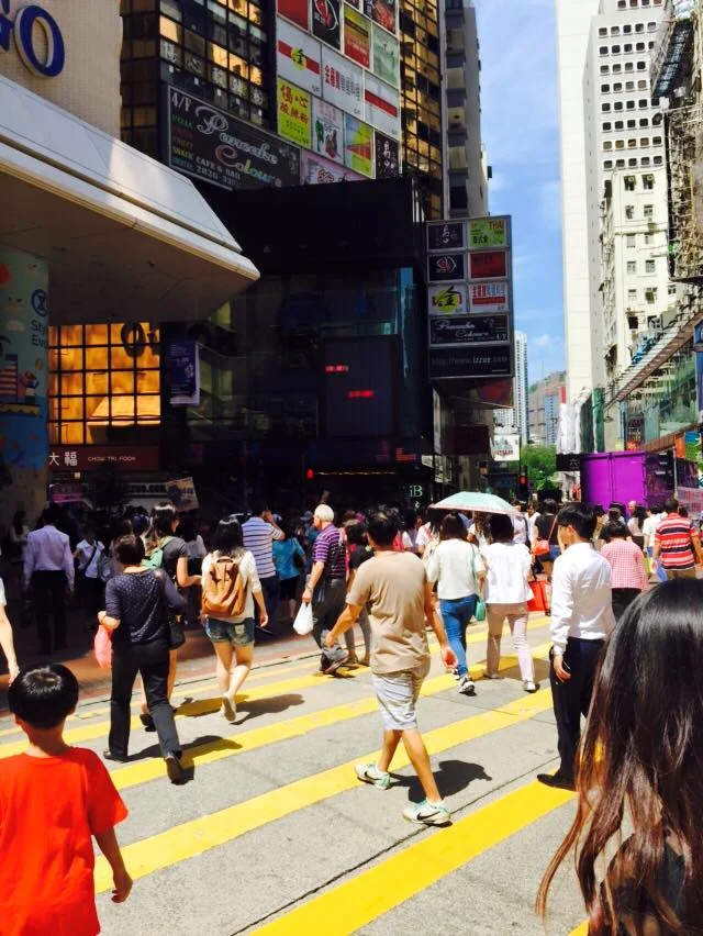 Tak wyglądają ulice w Hong Kongu