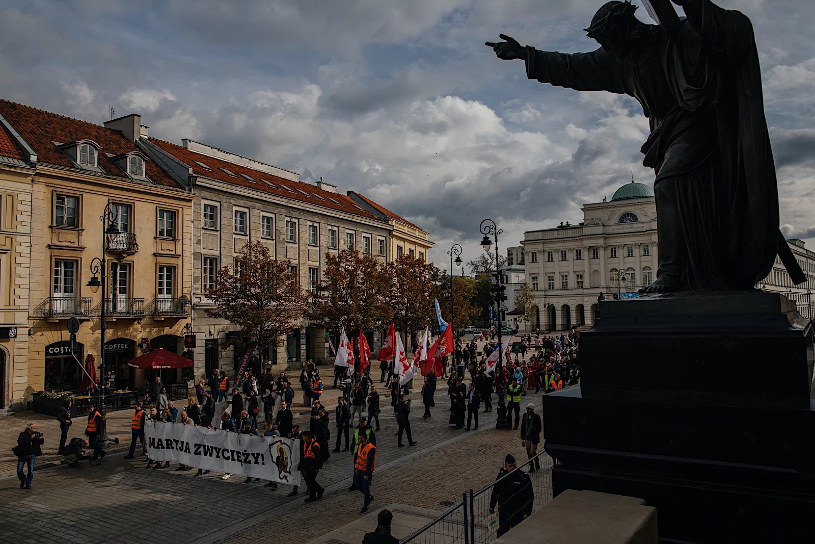 Organizatorem wydarzenia było Stowarzyszenie Roty Marszu Niepodległości.