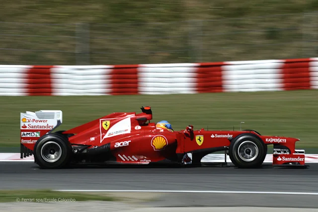 Fernando Alonso przed własną publicznością zdobył drugie pole startowe