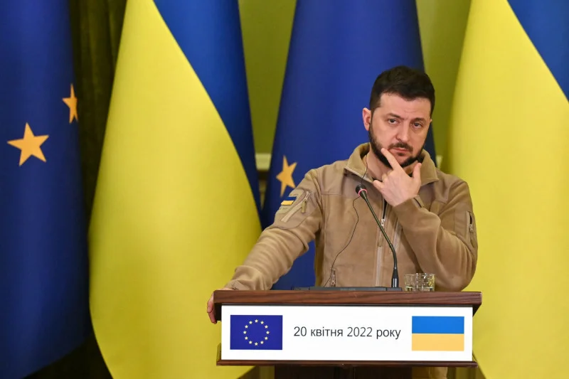 Zełenski wskazał w jakich okolicznościach Ukraina zerwie rozmowy z Rosją. Chodzi o Mariupol i republiki w Donbasie.