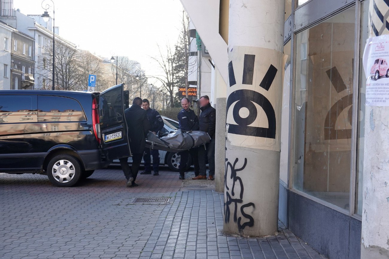 Pandemia COVID-19 istotnie wpłynęła na statystyki dotyczące zgonów w 2021 r. W ubiegłym roku zmarło w naszym kraju blisko 520 tys. osób.